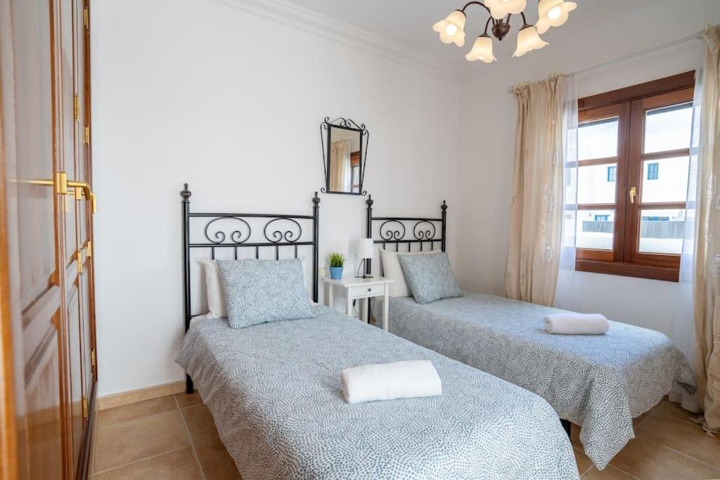 Beautiful Home In Lanzarote 5 Mins From Marina Playa Blanca  Eksteriør bilde